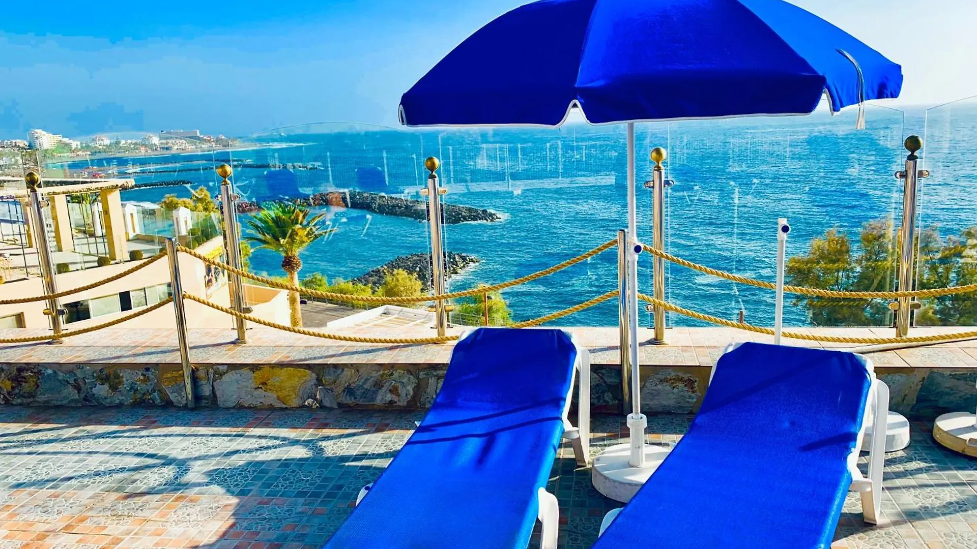 First Line Seaview Apartment location